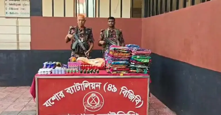চোরাচালানি পণ্য জব্দ